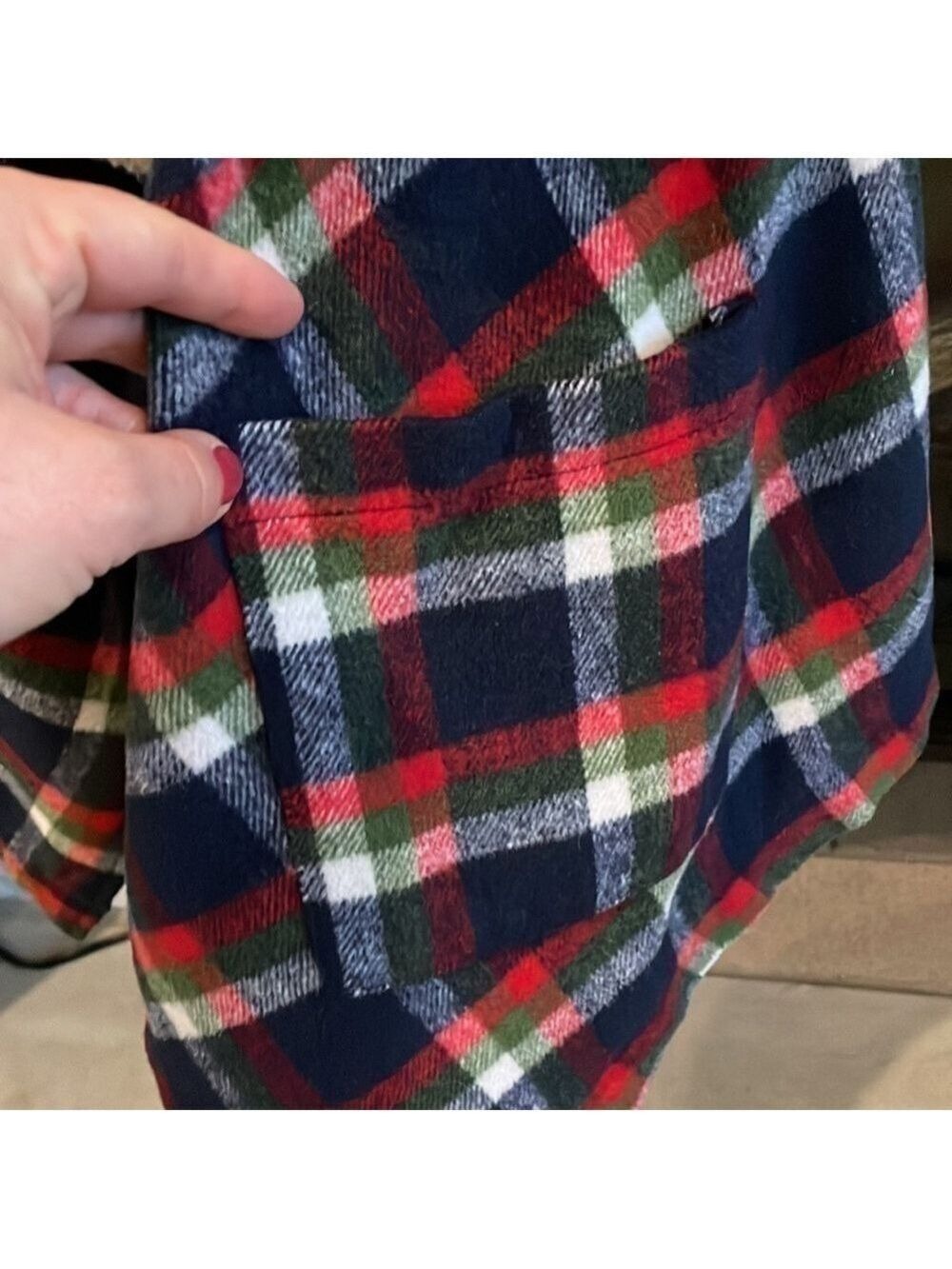 Hem & Thread plaid vest with Sherpa lined collar sz M/L blue green red white - Picture 3 of 6